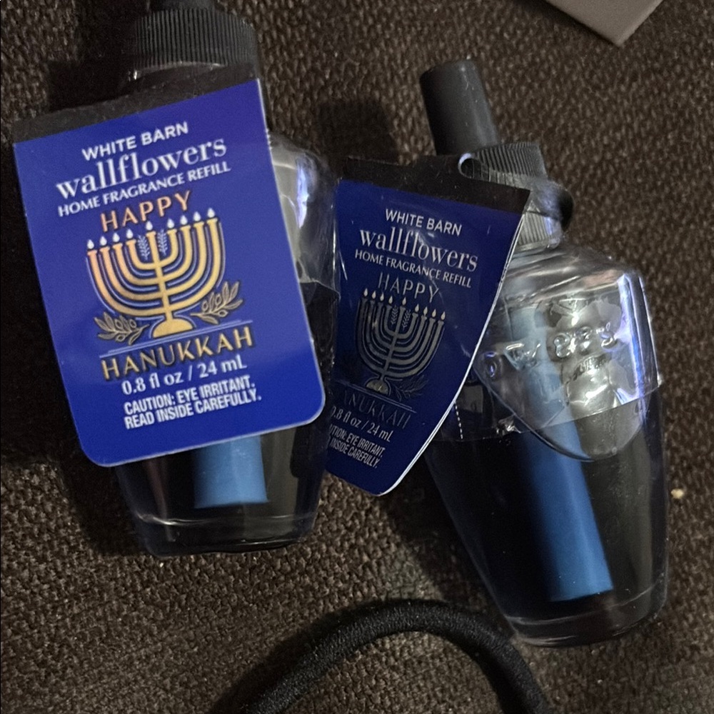 White Barn Wallflowers Hanukkah Refill - Blue